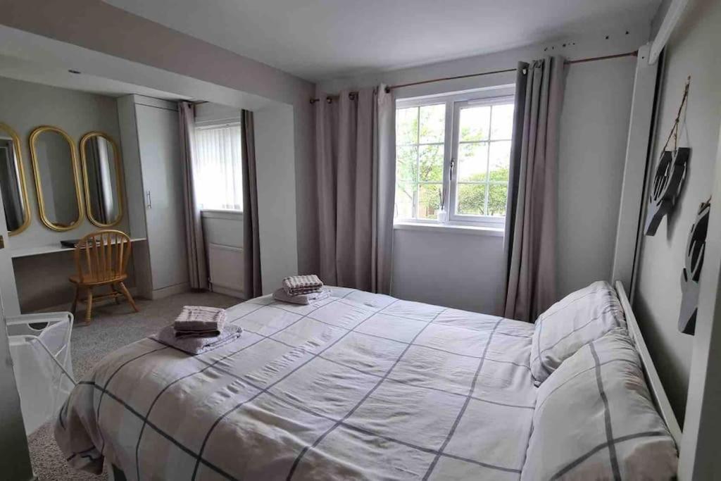 15 Min Drive To Airport 20 Min To Loch Lomond And City Center Old Kilpatrick Dış mekan fotoğraf